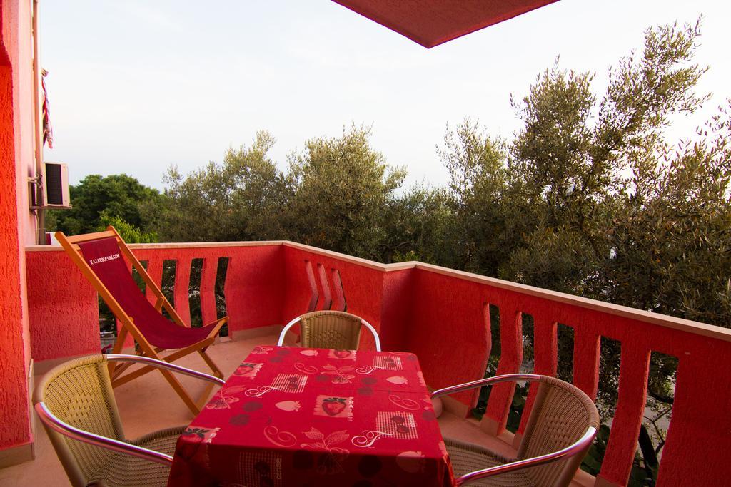 Apartmani Zuzic Krk Town Room photo